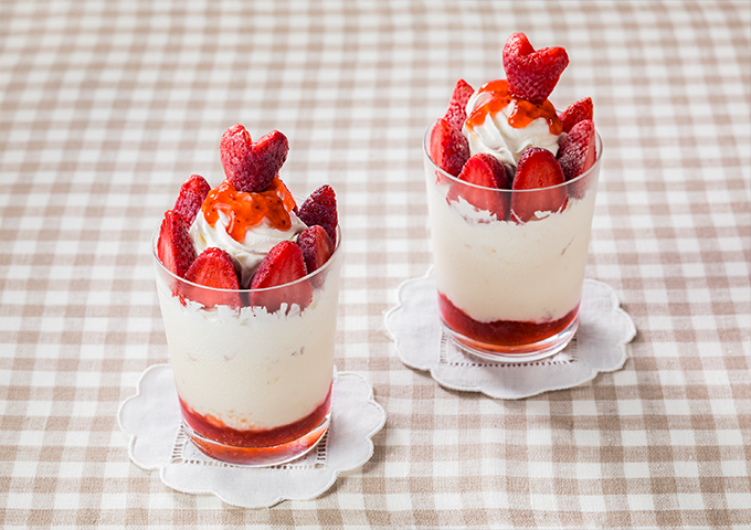 くちどけフローズンいちごシェイク